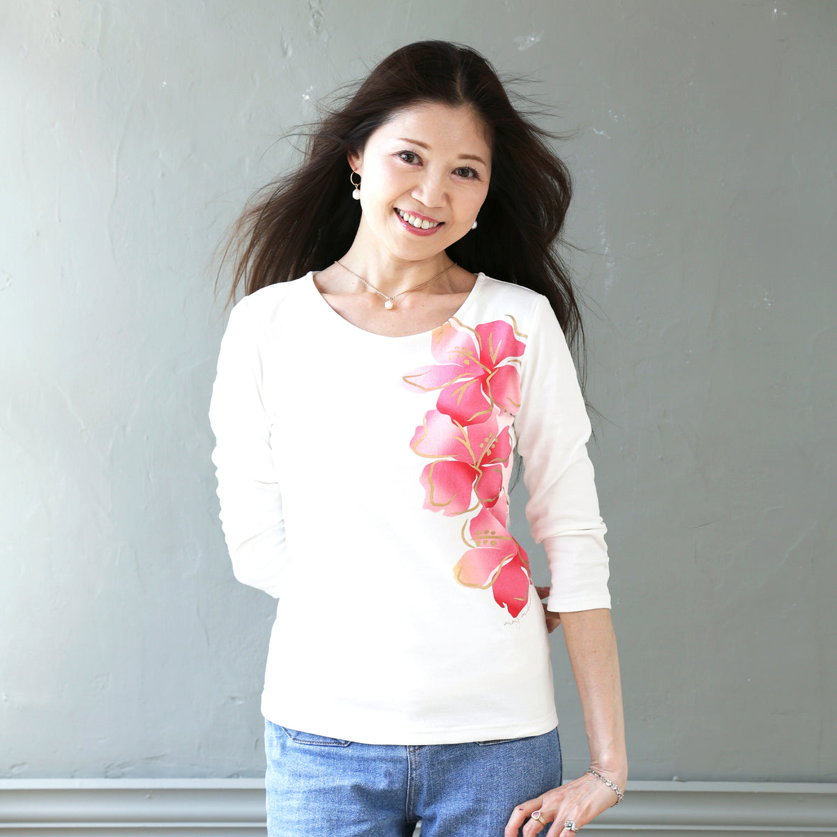 エレガントTシャツ｜デザイナーズハイビスカス（ホワイト） – MMJ