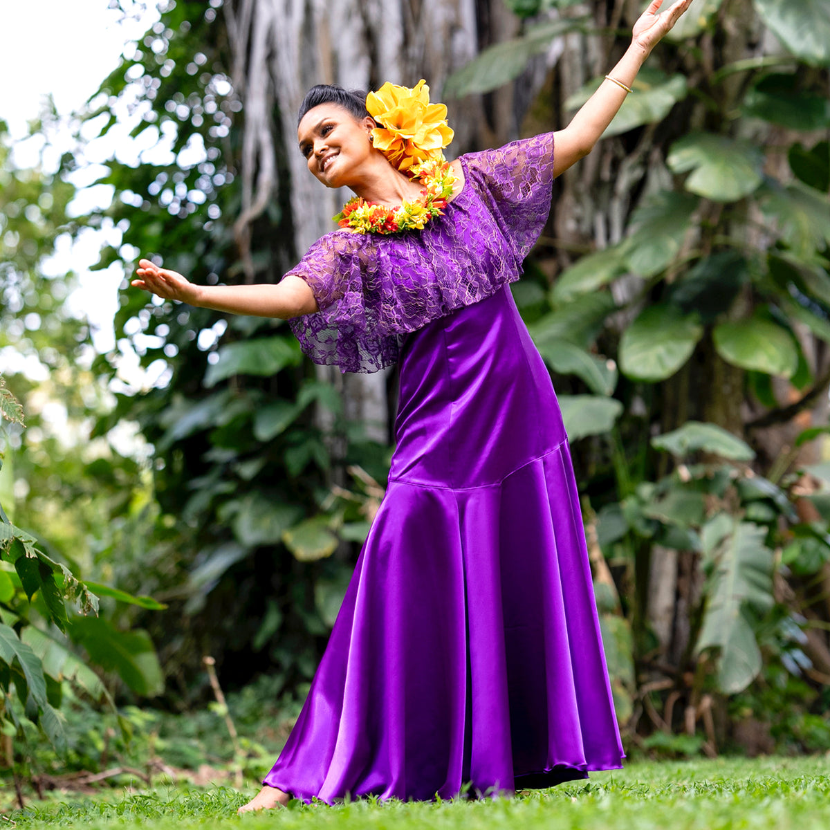 マウナロア フラダンスドレス(ラメ入りレースのケープ付) 紫 Lサイズ